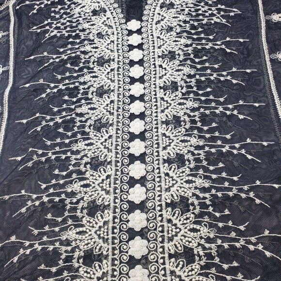Capri Sheer Blouse Womens Small Black White Embroidery Lace Detail Lagenlook - Picture 4 of 10